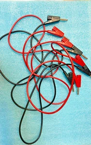 Lot de 4 Cordons Fiches Bananes 4mm avec Repiquage Radiall 1M et 0.5M ( 4D1 ) - Bild 1 von 4