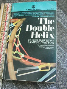 The Double Helix Watson 1968 PB Book 1st Printing Illustrated  - Picture 1 of 3