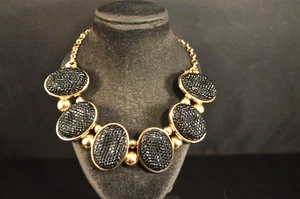 Large ornate CHOKER Style NECKLACE fashion jewelry NEW! Black & Gold STUNNING! - Picture 1 of 6