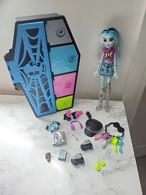 Monster High Frankie Stein Doll Skulltimate Secret Locker Coffin  accessories - Image 1 of 4