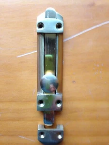 CLASSIC SOLID POLISHED BRASS BARREL BOLT DOOR 100mm x 26mm OLD STOCK - Picture 1 of 2