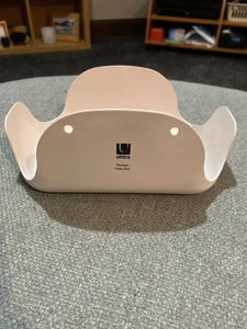 WALL MOUNTABLE NATE ASIS WHITE SOAP DISH FROM UMBRA - APPROX 6.25" X 4.25" - NEW - Picture 1 of 2