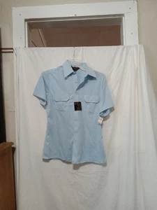Blue Van Heusen Men’s Medium Short Sleeve Button Down Dress Shirt New - Picture 1 of 8