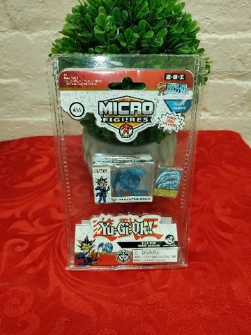 World's Smallest Micro Figures Yu-Gi-Oh! - #455 BLUE EYES WHITE DRAGON Figure! Cover