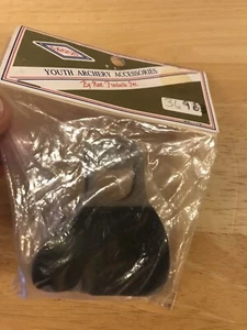 Neet Pinch Free Tab Youth R/H - Picture 1 of 3