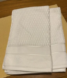 Earl & Wilson White Hand Towels set of 2    NEW!!! - Picture 1 of 4