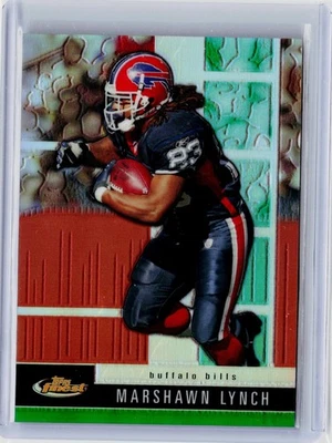 2008 TOPPS FINEST GREEN REFRACTOR #28 - MARSHAWN LYNCH #ED 283/299 - Image 1 of 2