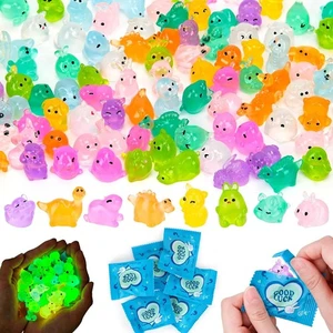 50/100x Mini Luminous Resin Animals Glow In The Dark Mixed with Surprise Bags UK - Picture 1 of 8