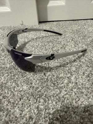 Tifosi Jet Sunglasses Gray Durable Sports - Image 1 of 4