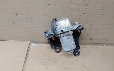 2012 DODGE CARAVAN 3.6 VACUUM PUMP - Image 1 of 4