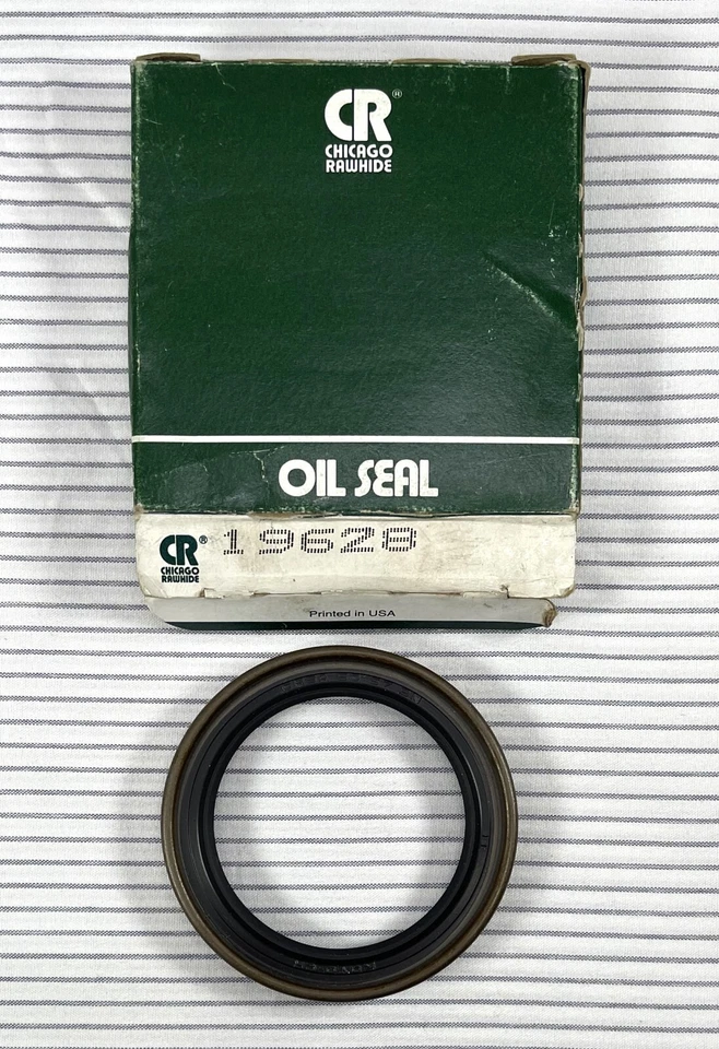 Sello de rueda CR/SKF 19628 posición delantera para camioneta Isuzu 88-95 Chevy LUV 97-05 Foto 1 de 4