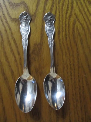 (2) CUCHARAS DE RECUERDO VINTAGE PLATEADAS ROGERS DEL ESTADO DE NUEVA YORK-EXC Foto 1 de 2