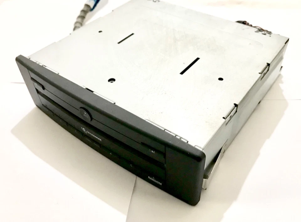 8200290680 Renault Laguna II Echtes CD-Wechsler - Bild 1 von 3