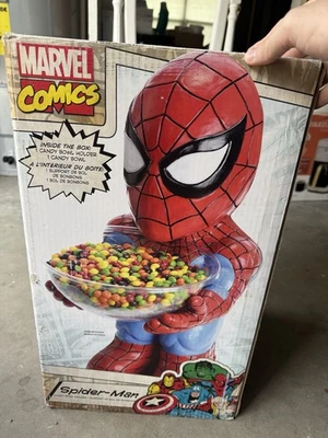 Marvel Comics - Soporte para Candy Bowl Spiderman 20 pulgadas de alto en caja - Usado Foto 1 de 2