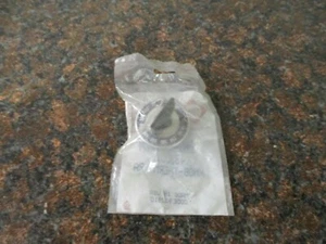 Maytag Whirlpool 4330017 Oven Thermostat Knob NOS FREE SHIPPING - Picture 1 of 2