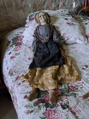 Ancienne Poupée Tête Papier Mâché Corps Paille et chiffon - Photo 1/3