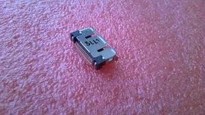 ZAE501 Lot of 10 pcs Hirose ST60-18P I/O Connector 18Pos Receptacle R/A SMT Gold - Picture 1 of 6