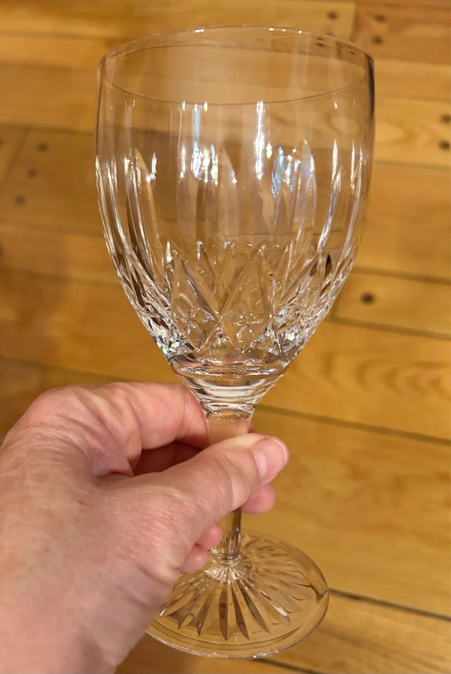 (1) STUART ENGLAND~GLENCOE~Cut Crystal Wine Glass 7"~Etched Mark~EXCELLENT - Image 1 of 2