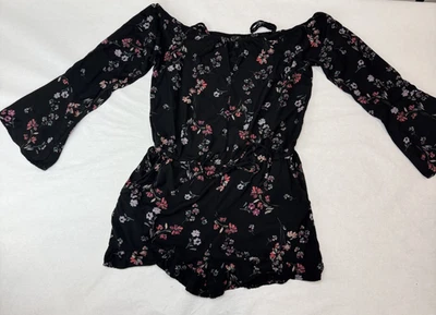 Pantalones Cortos Jessica Simpson Floral Mameluco Cottagecore Hombro Descubierto Glamour Mujeres Medianos Foto 1 de 4