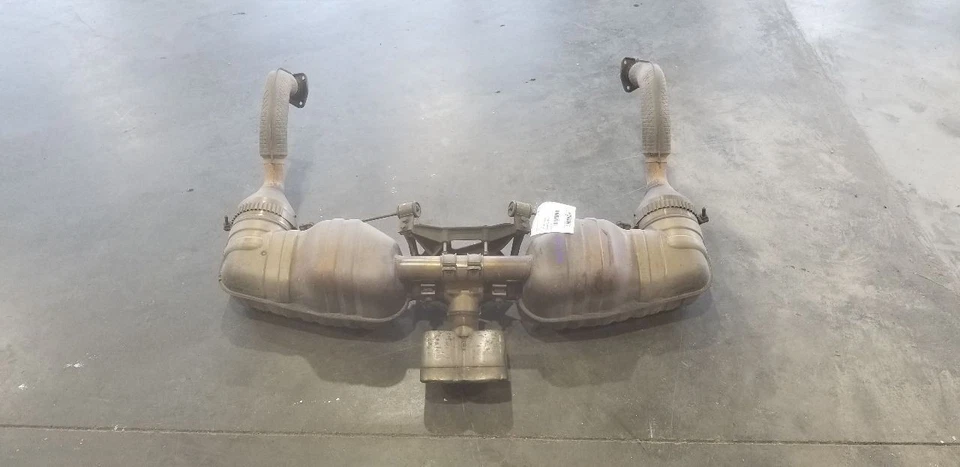 08 PORSCHE CAYMAN S 987 EXHAUST MUFFLER ASSEMBLY Foto 1 de 4