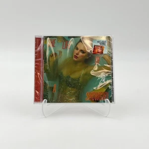 Taylor Swift - The Life of a Showgirl CD Hand Signed Photo 1 - Picture 1 of 2