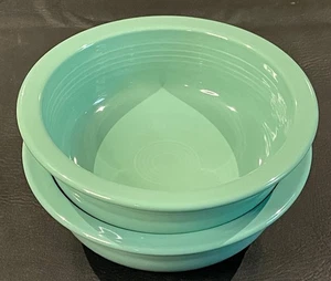 SEA MIST GREEN FLAMINGO/PINK 8.5" bowl - Picture 1 of 3
