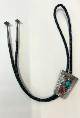 Corbata Bolo Vintage Plata de Ley Turquesa y Coral Foto 1 de 4