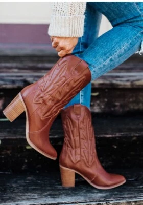 Mia Mujer Raylyn Imitación Cuero Media Pantorrilla Vaquero, Botas Occidentales Zapatos Talla 81/2 Foto 1 de 4