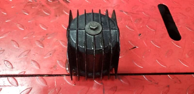 HONDA CB 900 CB900C CB1000C CB750 1980-83 OIL FILTER COVER W/ BOLT 15411-422-000 - Image 1 of 2