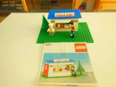 Set LEGO : LEGOLAND N°675 le snack bar  sans  boite et avec notice - Photo 1/3