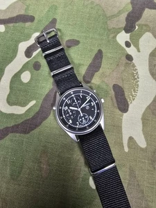 1996 Seiko 'Gen 2' RAF Military Issue Mens Watch Chrono New Battery - Picture 1 of 4