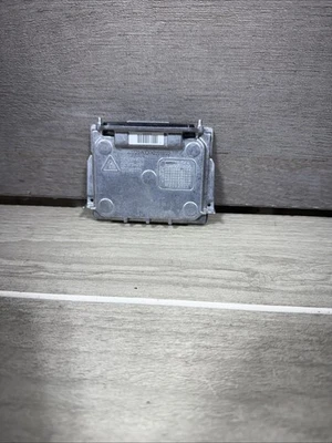 OEM 08-14 BMW 128i 135i Xenon HID Faro Valeo 6G Balastro pn 63117180050 Foto 1 de 4