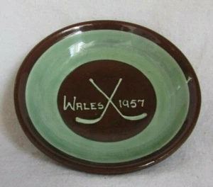 WALES CREIGIAU CARDIFF BROWN AND GREEN POTTERY SMALL BOWL DATED 1957 - Picture 1 of 3