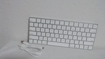 Apple Magic Keyboard Model: A1644 Silver & White - Image 1 of 4