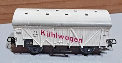 VINTAGE MARKLIN 307 REFRIDGERATED  CAR 1950'S 3 RAIL HO KUHLWAGEN - Image 1 of 4