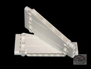 LEGO Technic - 2 x Panel Plate - Tapered - 11 x 5 - White - New - (18945, Skin) - Picture 1 of 5