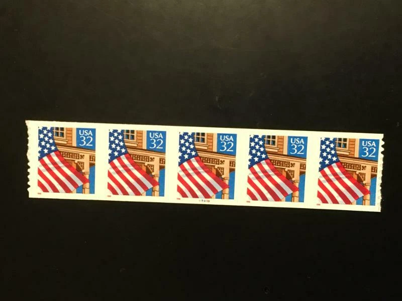 US 1996 Scott FLAGs  PLATE NUMBER COILs of 5 -STAMPS MNH-FREE SHIPPING - Image 1 of 2