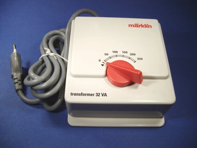 MÄRKLIN Fahrpult 6647  32 VA funktionsgeprüft, wie neu ! - Bild 1 von 1