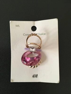 NUEVO CON ETIQUETAS H&M Tono Dorado Rosa Púrpura Multi Pila Multi Dedo 5 Anillos Talla M/L Nuevo Conjunto Foto 1 de 4