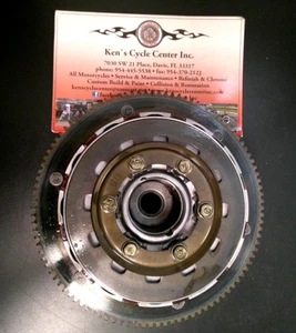 Conjunto de cesta de embrague Harley-Davidson Street Glide 2006 FLHX - Imagen 1 de 4