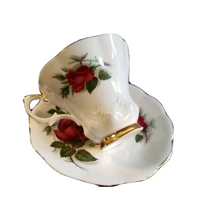 Juego de tazas y platillos de té Sweetheart Rose's Royal Albert Bone China serie Inglaterra Foto 1 de 4