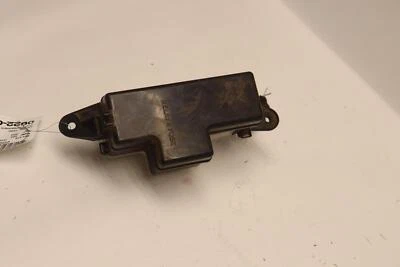 Toyota MR2 SPYDER 2002-2005 1,8 L compartimento del motor caja de relé de fusibles OEM Foto 1 de 4