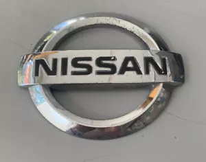 2002-2003 NISSAN ALTIMA GRILLE EMBLEM BADGE FACTORY LOGO USED OEM - Picture 1 of 9