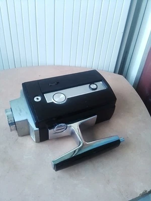 Ancienne Caméra Bell & Howell - Photo 1/4