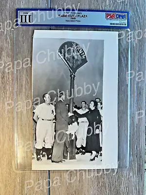 Babe Ruth Plaza PSA/DNA  AUG 24 1949 Associated Press Wire Photo - Type III MLB - Image 1 of 4