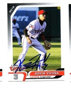 Kevin Vicuna signed autographed 2018 Lansing Lugnuts team set card Puerto LaCruz