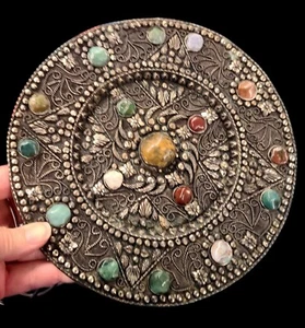 Bandeja de placa de gemas semipreca tibetana con incrustación de alambre plateado templo budista tibetano de colección - Imagen 1 de 10