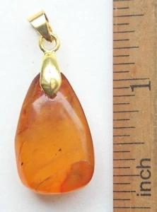 Amber Baltic Honey Polished Pendant 2.6 gr 波羅的海琥珀 - Picture 1 of 4