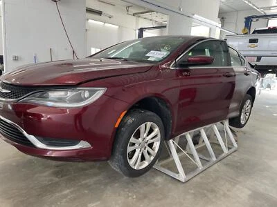 Módulo de control de carrocería usado se adapta a: Chrysler 200 2015 control de carrocería BCM LH montaje en tablero Foto 1 de 4