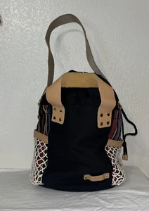 UGG Australia schwarze Handtasche aus Canvas, Netz und Leder - Bild 1 von 6